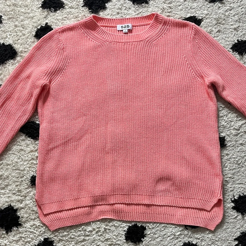 525 America size SMALL Emma Coral Crew Neck Sweater - Picture 2 of 12